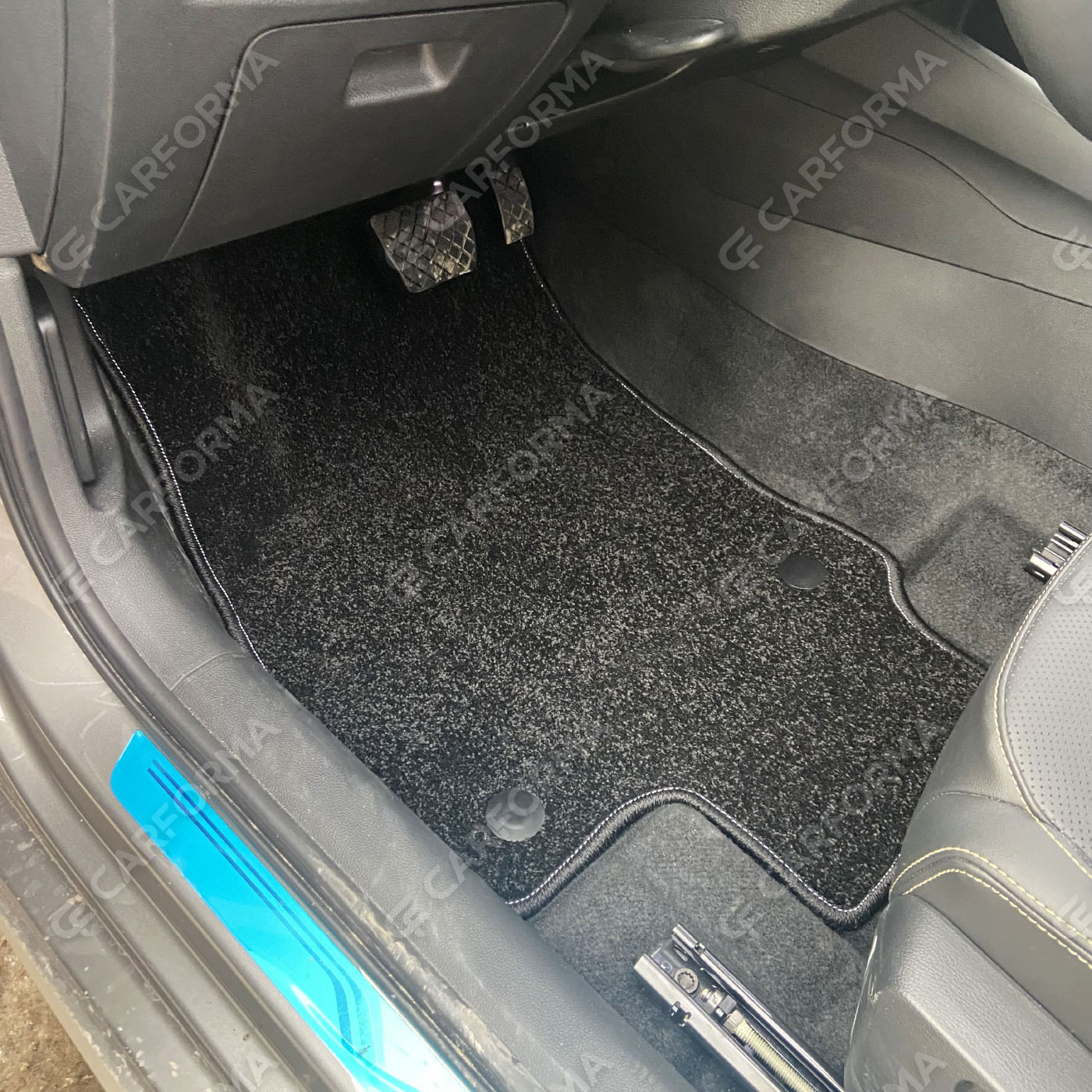 Ворсовые коврики на Audi Q2L 2016&nbsp;-&nbsp;2026 в Ярославле