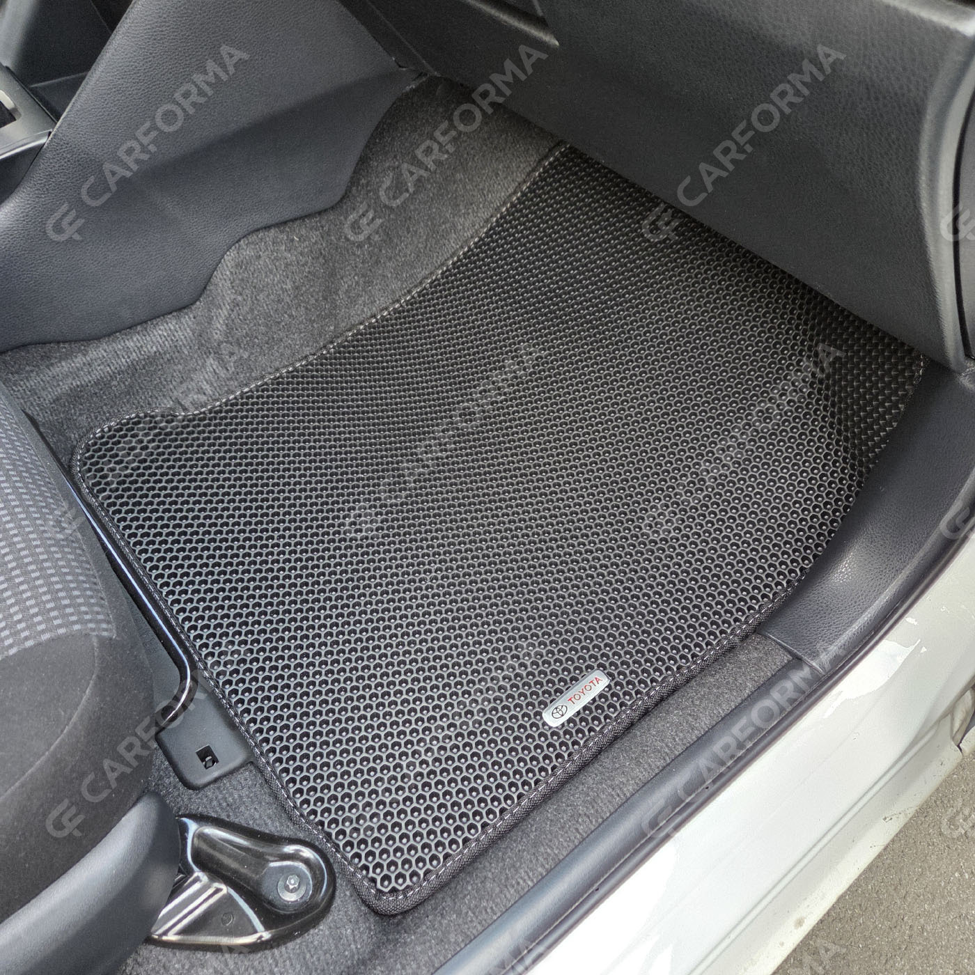 EVA коврики соты Toyota Yaris L 2013&nbsp;-&nbsp;2026 в Ярославле