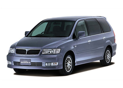 Коврики на Mitsubishi Chariot Grandis 1997 - 2003 в Ярославле