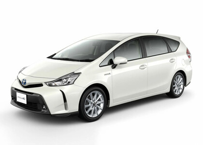 EVA коврики на Toyota Prius Alpha 2011 - 2021 в Ярославле