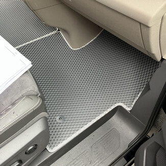 Коврики на Volkswagen Multivan (T7) 2021 - 2026 в Ярославле Коврики на Volkswagen Multivan (T7) 2021 - 2026 в Ярославле